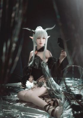 天天操天天干天天摸_BD英语超清在线观看